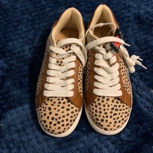 Nwt torrid leopard sneakers